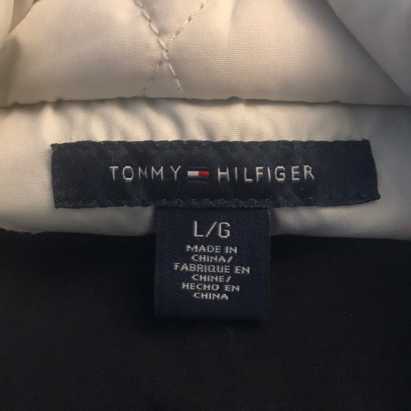 Tommy Hilfiger Quilted Style Coat w/ Plaid Lining - Picture 10 of 14